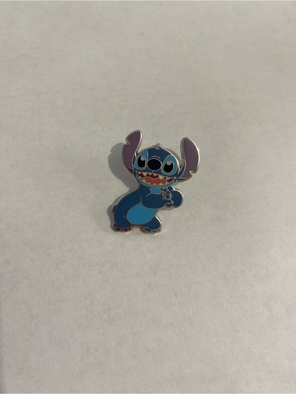 Authentic Stitch Pin💙